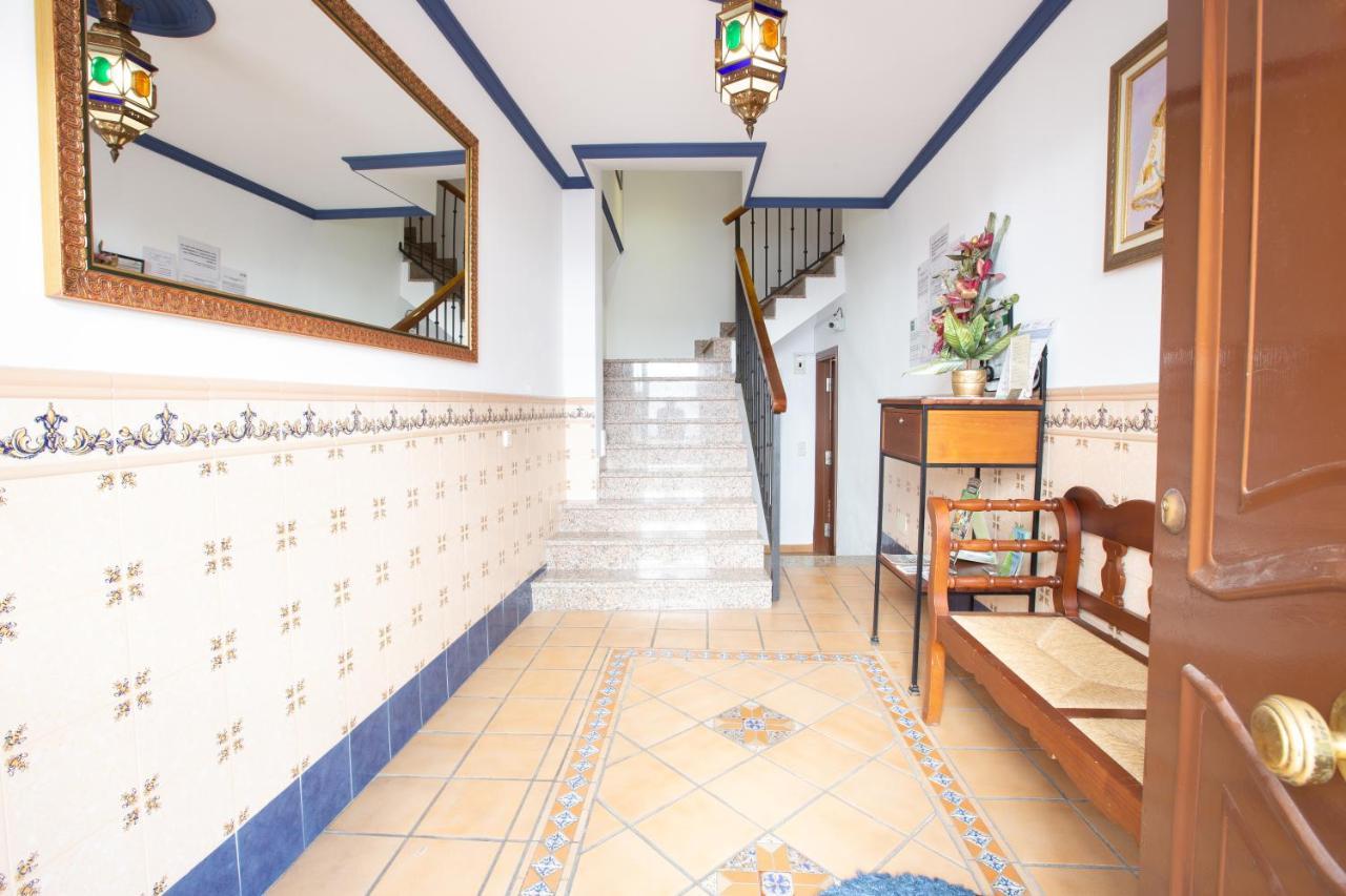 Hostal El Gallo Marbella Luaran gambar